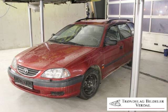 Toyota Avensis 2000-2003 (Type I, Fase 2) , Motorkode: NA, Girkassekode: 5 TR MAN