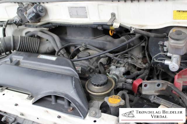 Toyota Hiace 1996-2001 (Fase 1) , Motorkode: 2L, Girkassekode: NA