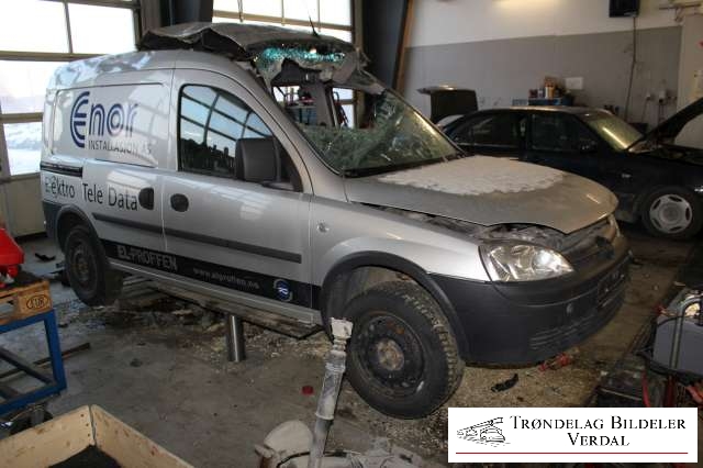 Opel Combo C 2002-2011 , Motorkode: Z17DTH, Girkassekode: