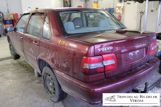 Volvo V70 (S70/XC70) 1997-2000 (Type I) , Motorkode: B5202S, Girkassekode: NA