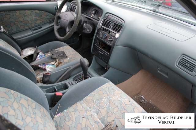 Toyota Avensis 1997-2000 (Type I, Fase 1) , Motorkode: 7A-FE, Girkassekode: A