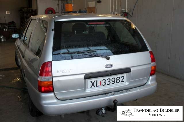 Ford Escort 1995-2000 , Motorkode: F4B, Girkassekode: