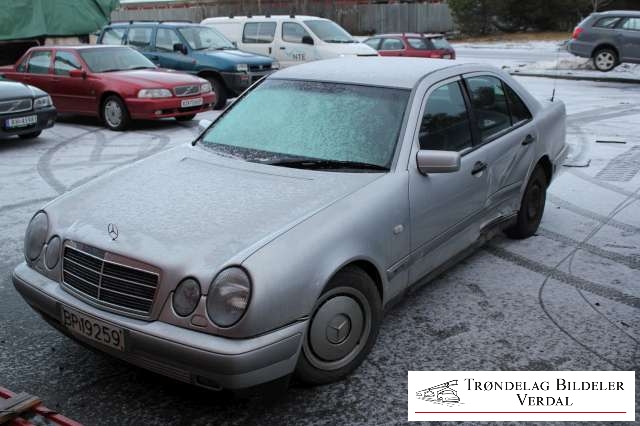 Mercedes E-Klasse 1995-2000 (Fase 1) (W210) (W210), Motorkode: 602 982, Girkassekode:
