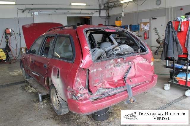 Toyota Corolla 1993-1997 , Motorkode: 2C, Girkassekode: M