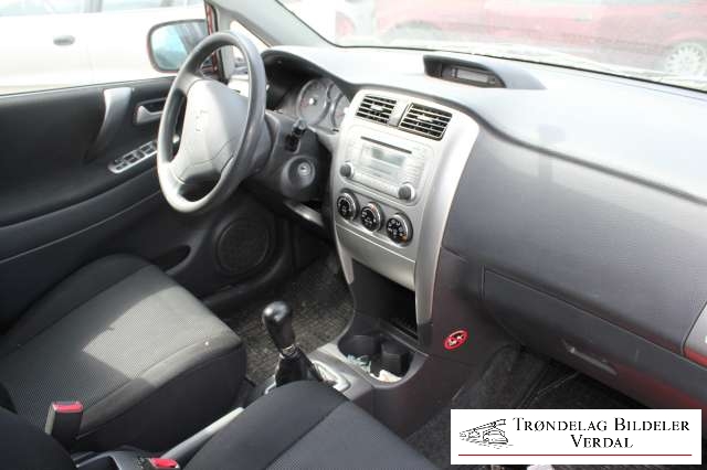 Suzuki Liana 2004-2010 (Fase 2) , Motorkode: M16A, Girkassekode: 