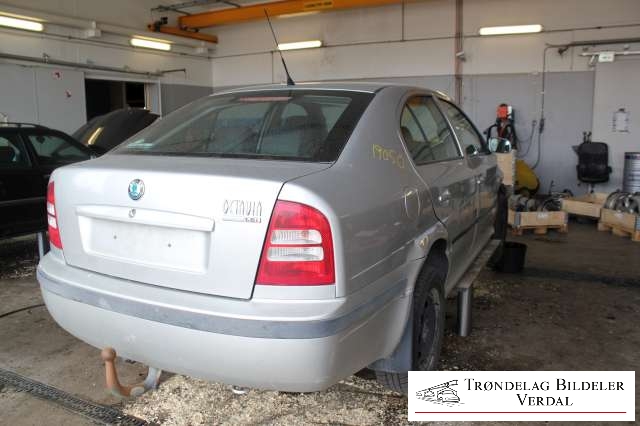 Škoda Octavia 2000-2004 (Type I, Fase 2) , Motorkode: BFQ, Girkassekode: 