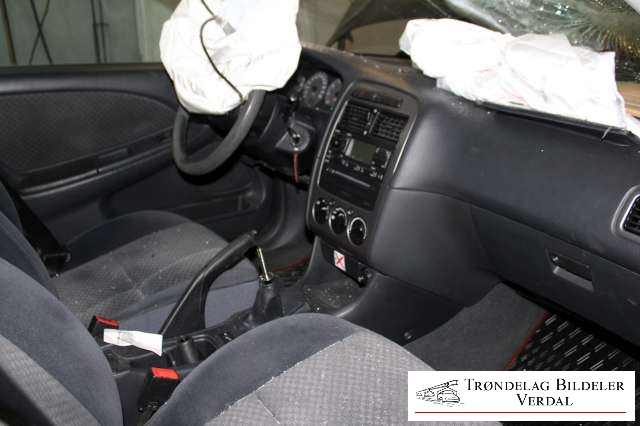 Toyota Avensis 2000-2003 (Type I, Fase 2) , Motorkode: 3ZZ-FE, Girkassekode:
