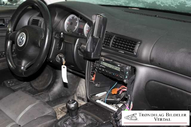 VW Passat 2001-2005 (B5,3BG) (B5,3BG), Motorkode: AVB, Girkassekode: EEN
