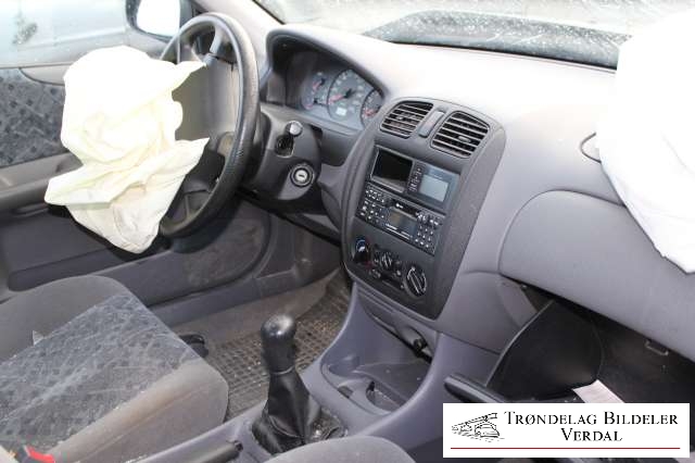 Mazda 323 1998-2000 (Fase 1) , Motorkode: ZL, Girkassekode: