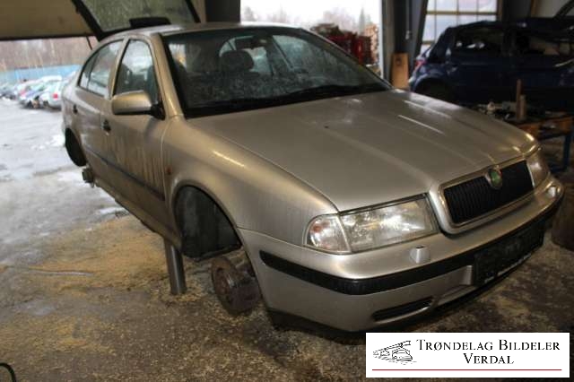 Škoda Octavia 1997-2000 (Type I, Fase 1) , Motorkode: AHF, Girkassekode: DEA