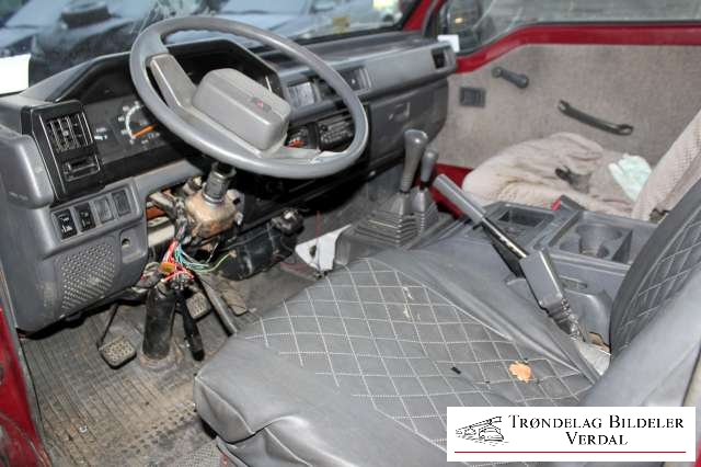 Mitsubishi L300 1987-2008 , Motorkode: 4D56, Girkassekode: 