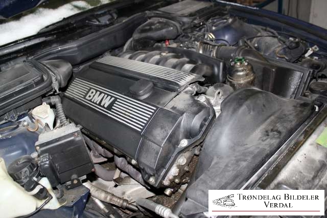 BMW 5-Serie 1996-2003 (E39) (E39), Motorkode: 206S3, Girkassekode: M