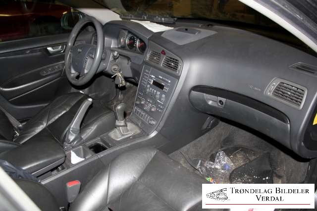Volvo V70 2000-2004 (Type II, Fase 1) , Motorkode: D5244T, Girkassekode: NA