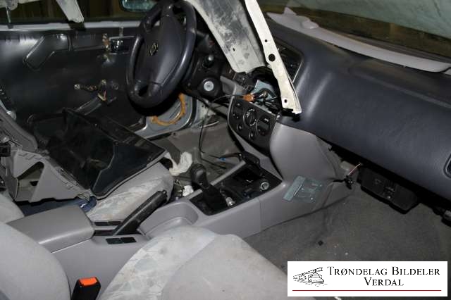 Nissan Primera 1999-2002 (Fase 2) (P11) (P11), Motorkode: QG18, Girkassekode: M