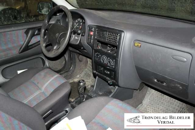 VW Polo 1994-1999 (Type III, Fase 1) , Motorkode: AEX, Girkassekode: AEX