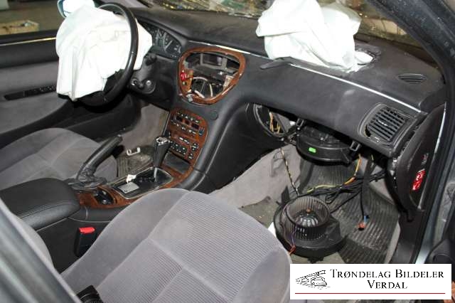 Peugeot 607 2000-2004 (Fase 1) , Motorkode: 4HX, Girkassekode: 552302