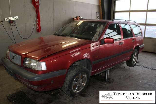 Volvo V70 (S70/XC70) 1997-2000 (Type I) , Motorkode: B5204 T2, Girkassekode: M