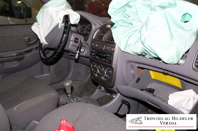 Hyundai Accent 1999-2002 (Type II, Fase 1) , Motorkode: G4EA-L, Girkassekode: NA