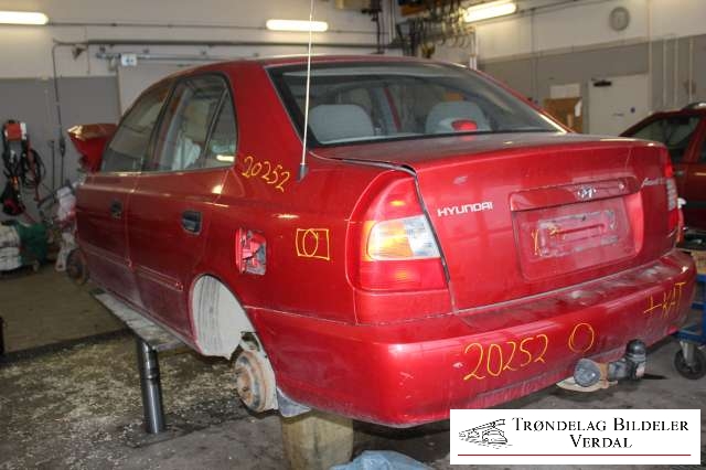 Hyundai Accent 1999-2002 (Type II, Fase 1) , Motorkode: G4EA-L, Girkassekode: NA