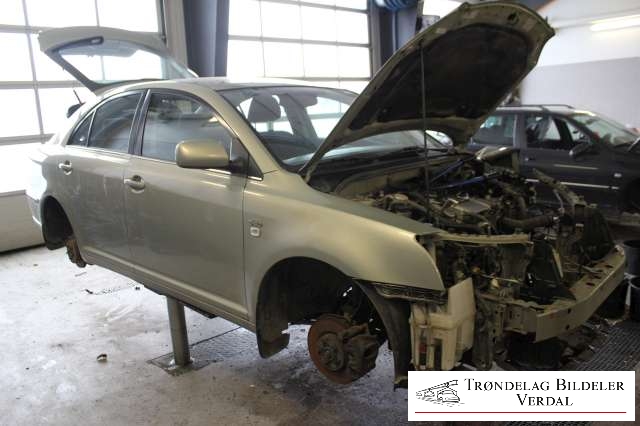 Toyota Avensis 2003-2008 (Type II) , Motorkode: 1CD-FTV, Girkassekode: 
