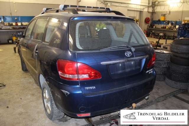 Toyota Avensis 2000-2003 (Type I, Fase 2) , Motorkode: 1CD-FTV, Girkassekode: NA