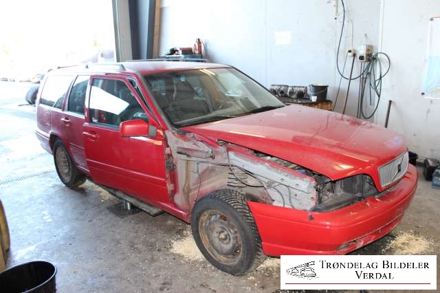 Volvo V70 (S70/XC70) 1997-2000 (Type I) , Motorkode: B5202S, Girkassekode: