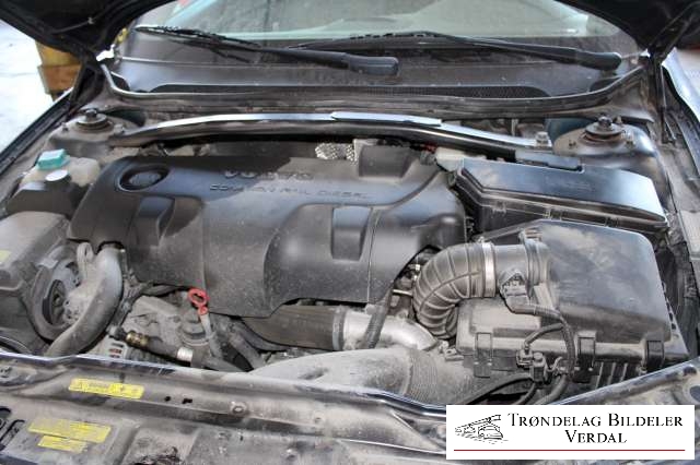Volvo V70 2000-2004 (Type II, Fase 1) , Motorkode: D5244T2, Girkassekode: 5 TR MAN