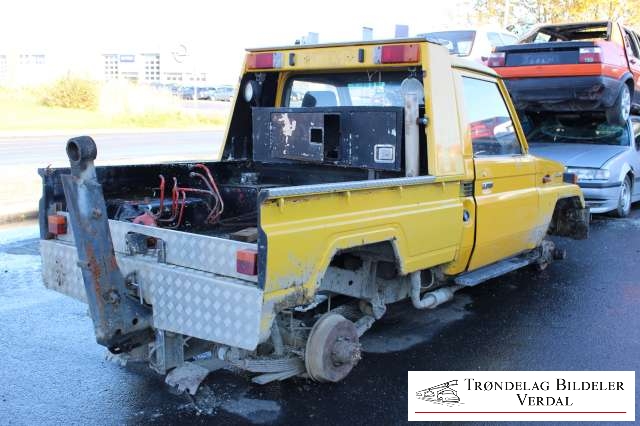 Toyota Land Cruiser 70 1985-->> , Motorkode: NA, Girkassekode: NA