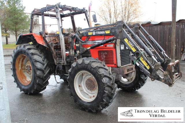 Traktor Massey-Ferguson 390 0-->> , Motorkode: , Girkassekode: 