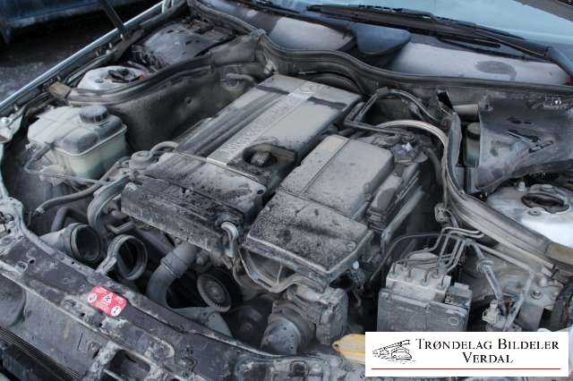 Mercedes C-Klasse 2000-2004 (Fase 1) (W203) (W203), Motorkode: 271 946, Girkassekode: NA