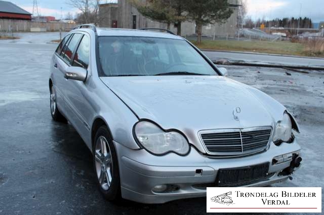 Mercedes C-Klasse 2000-2004 (Fase 1) (W203) (W203), Motorkode: 271 946, Girkassekode: NA