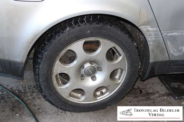 Audi A6 2001-2004 (Type II, Fase 2) (C5) (C5), Motorkode: AKE, Girkassekode: NA