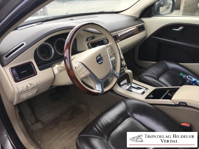 Volvo XC70 2008-2013 (Type II, Fase 1) , Motorkode: D5244T(16), Girkassekode: TF-80SC