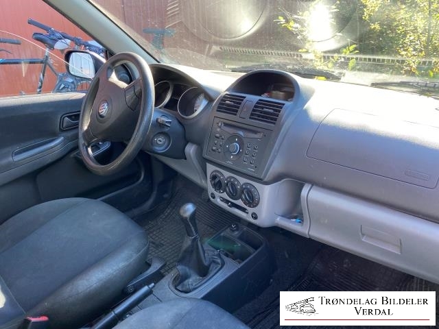 Suzuki Ignis 2003-2010 (Type I) (UNGARN) (UNGARN), Motorkode: M13A, Girkassekode: NA