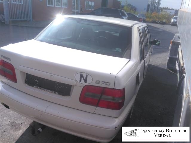 Volvo V70 (S70/XC70) 1997-2000 (Type I) , Motorkode: B5252S, Girkassekode: