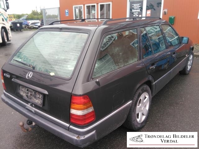 Mercedes 124 1986-1995 (W124) (W124), Motorkode: M 111.940, Girkassekode: NA