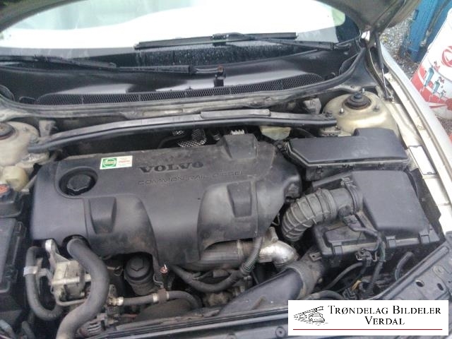 Volvo XC70 2001-2004 (Type I, Fase 1) , Motorkode: D5244T, Girkassekode: NA