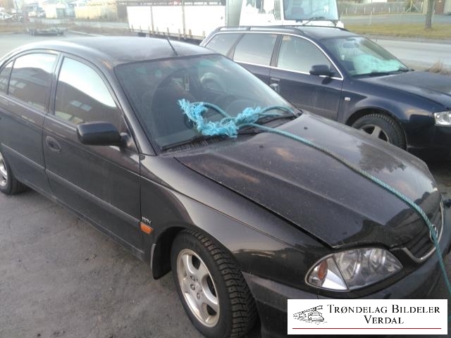 Toyota Avensis 2000-2003 (Type I, Fase 2) , Motorkode: 1ZZ-FE, Girkassekode: NA