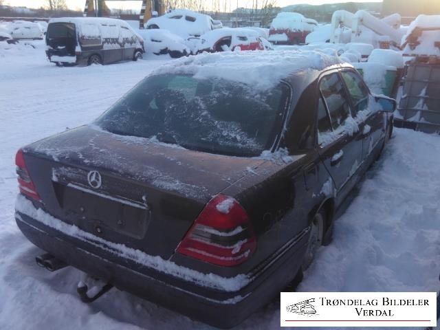 Mercedes C-Klasse 1993-2000 (W202) (W202), Motorkode: M111.975, Girkassekode: 