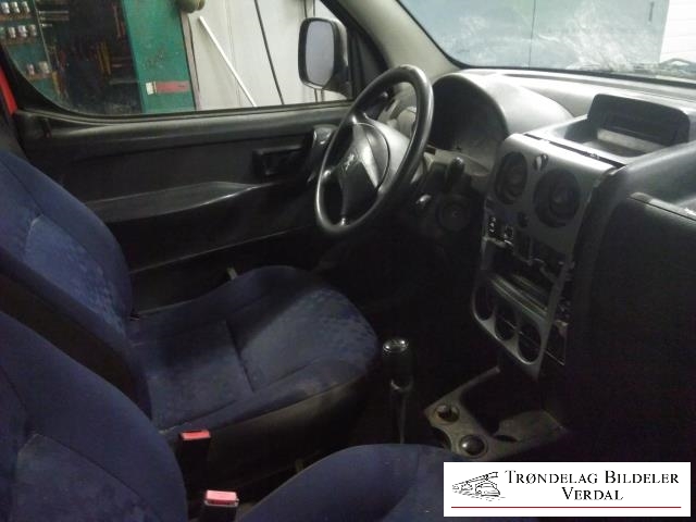 Peugeot Partner 2002-2008 (Type I, Fase 2) , Motorkode: 9HW (DV6BTED4), Girkassekode: