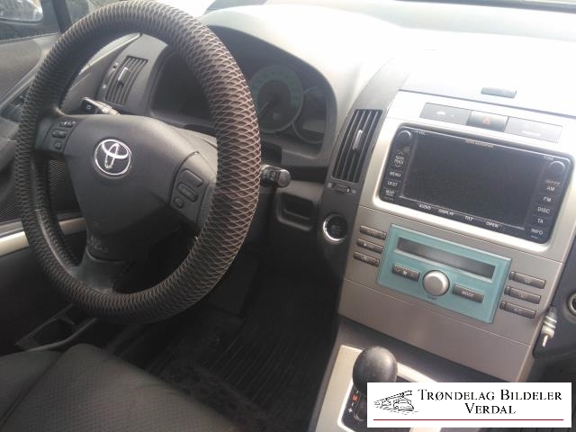 Toyota Verso 2002-2004 (COROLLA) (COROLLA), Motorkode: 1ZZ-FE, Girkassekode:
