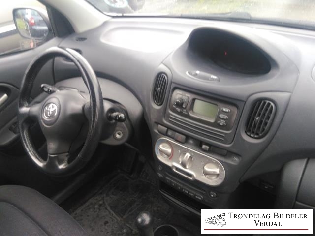 Toyota Yaris Verso 1999-2007 , Motorkode: 2NZ-FE, Girkassekode: 