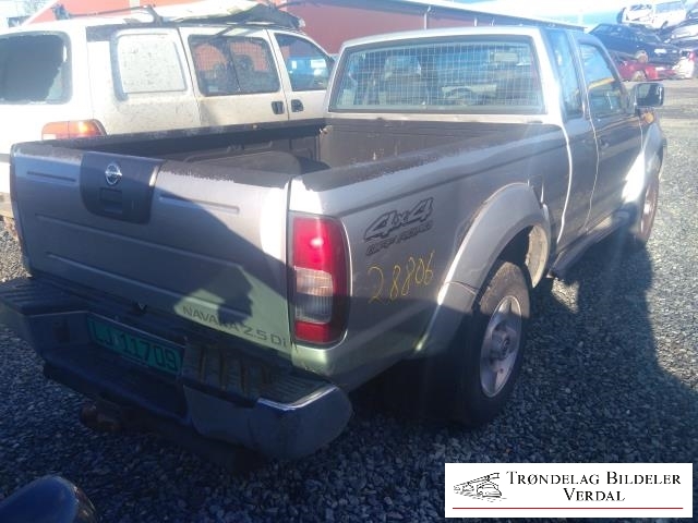 Nissan King Cab 2002-2011 (Fase 2) (D22/NP300) (D22/NP300), Motorkode: YD25, Girkassekode: M