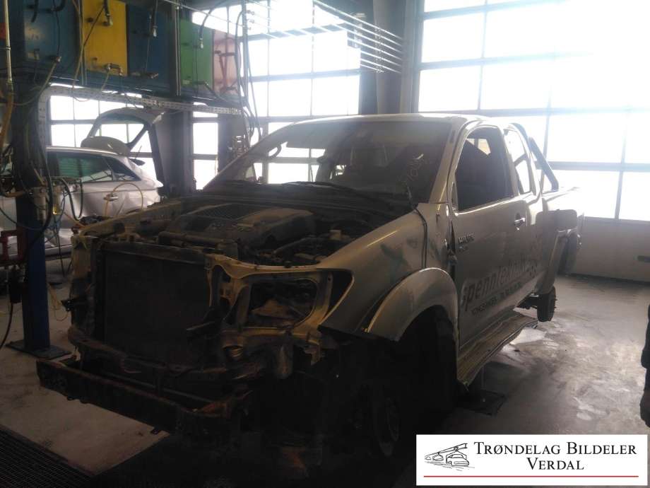 Toyota Hilux 2006-2011 , Motorkode: 2KD-FTV, Girkassekode: M