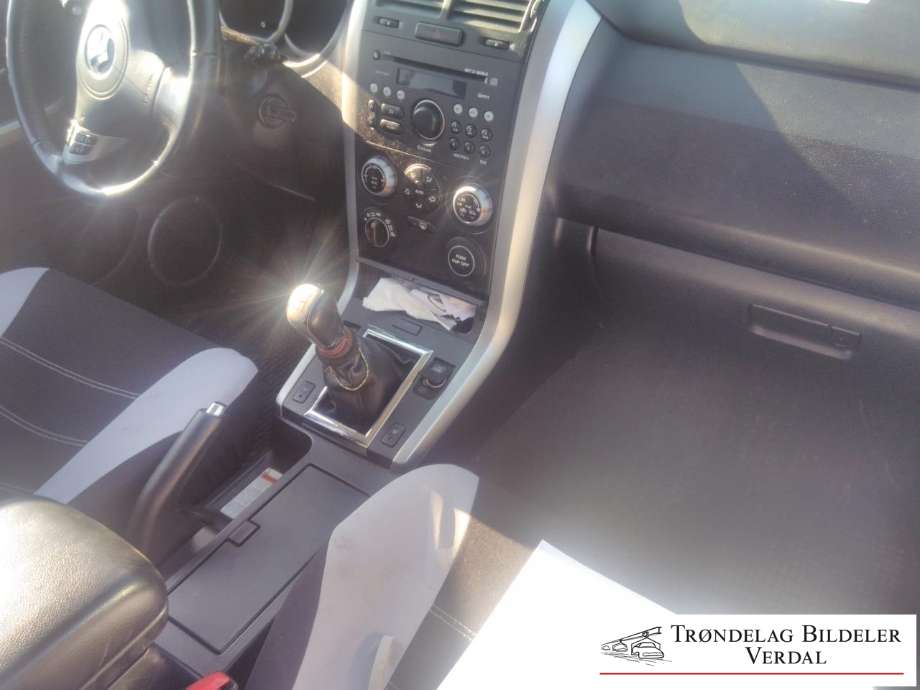 Suzuki Grand Vitara 2005-2015 (Type III) , Motorkode: F9Q, Girkassekode: M