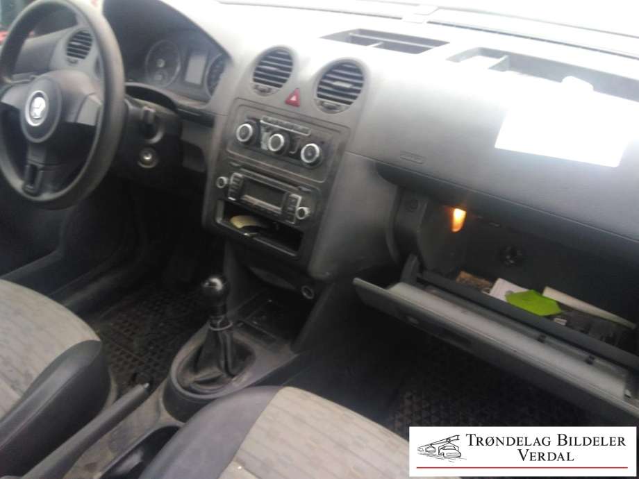 VW Caddy 2010-2015 (Type III, Fase 2) , Motorkode: CBZ, Girkassekode: M
