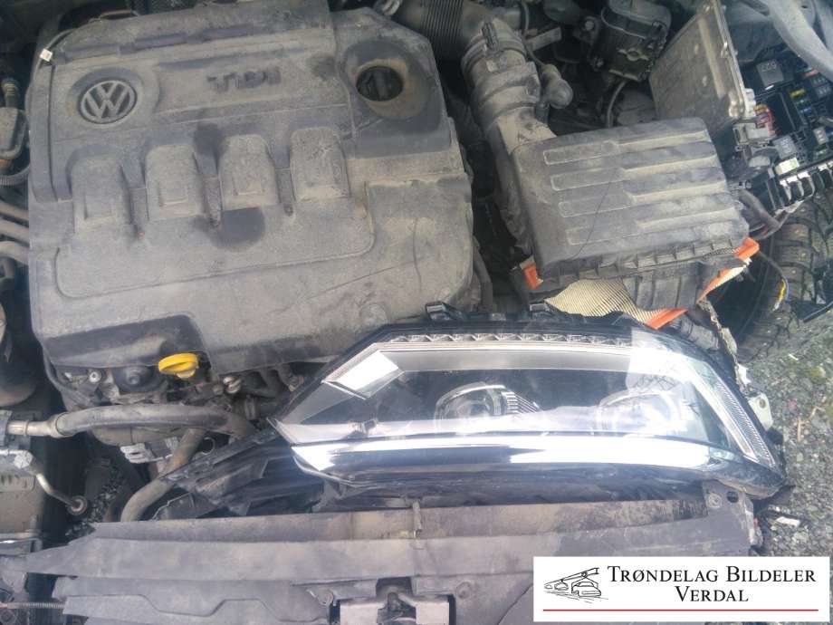 VW Passat 2015-2019 (Fase 1) (B8) (B8), Motorkode: DFH, Girkassekode: A