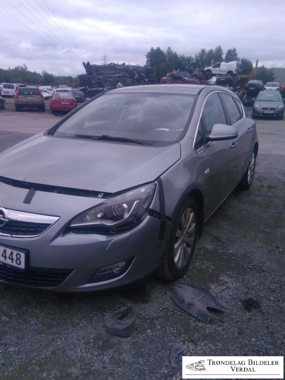 Opel Astra J 2010-2015 , Motorkode: A17DTR, Girkassekode: MZ4