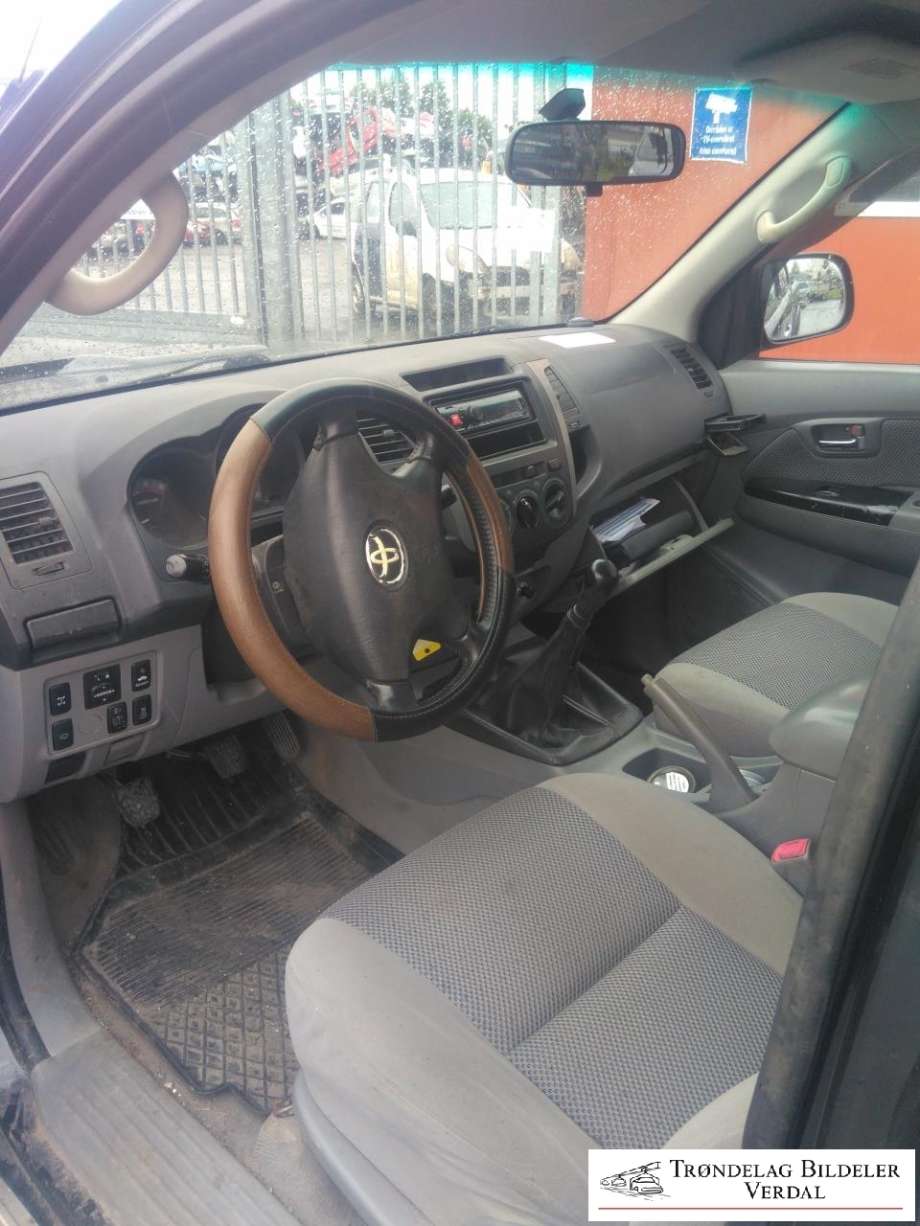Toyota Hilux 2006-2011 , Motorkode: 2KD-FTV, Girkassekode: M