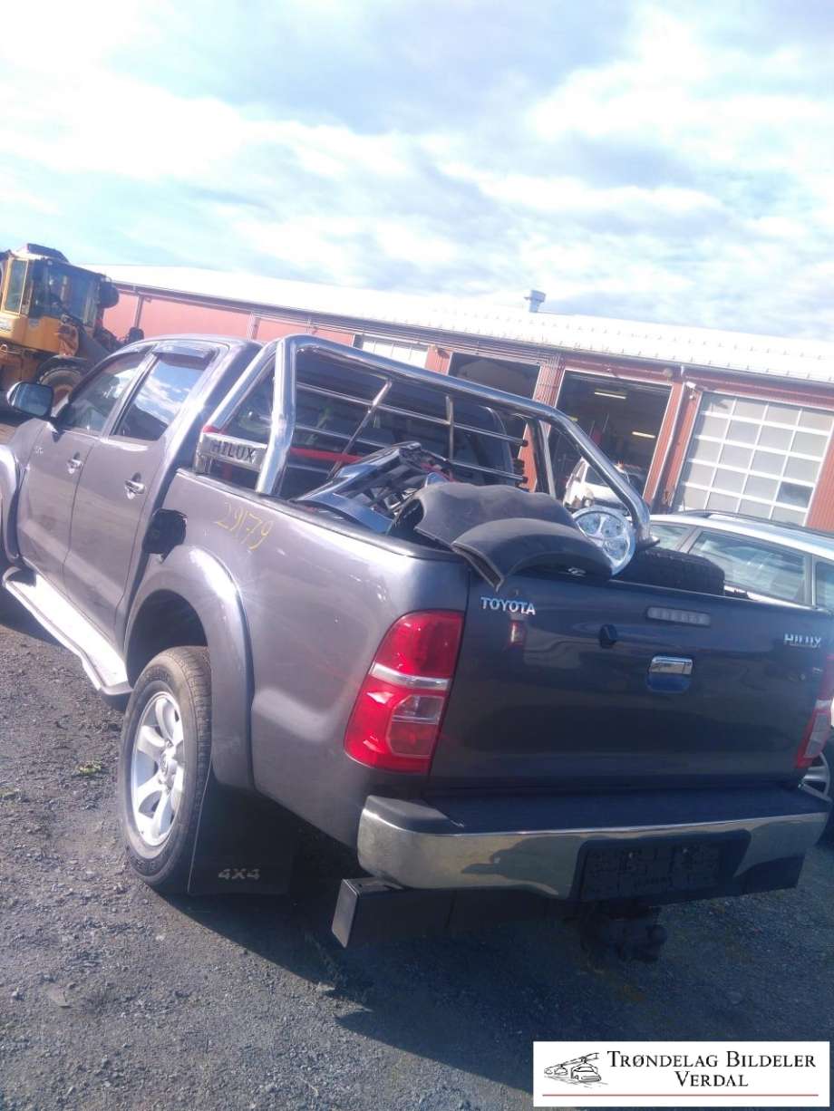 Toyota Hilux 2012-2016 , Motorkode: 2KD-FTV, Girkassekode: M